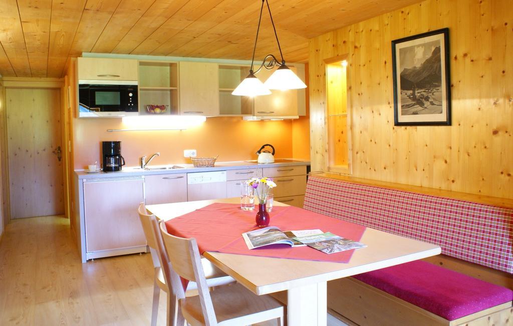 Ferienwohnung Haus Gstüat Lech am Arlberg Zimmer foto